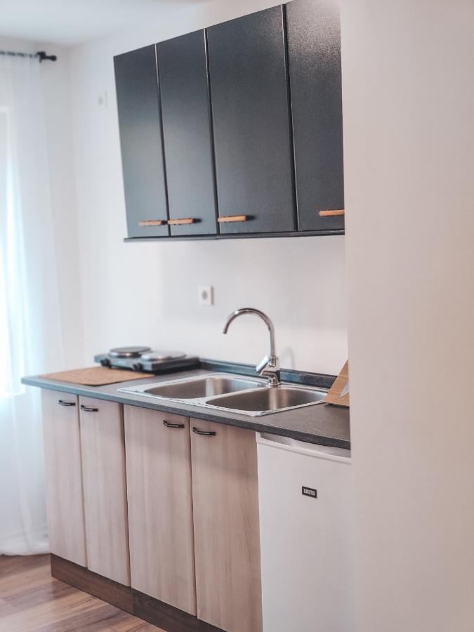 Villa-Apartments Bognar Velika Ngoại thất bức ảnh