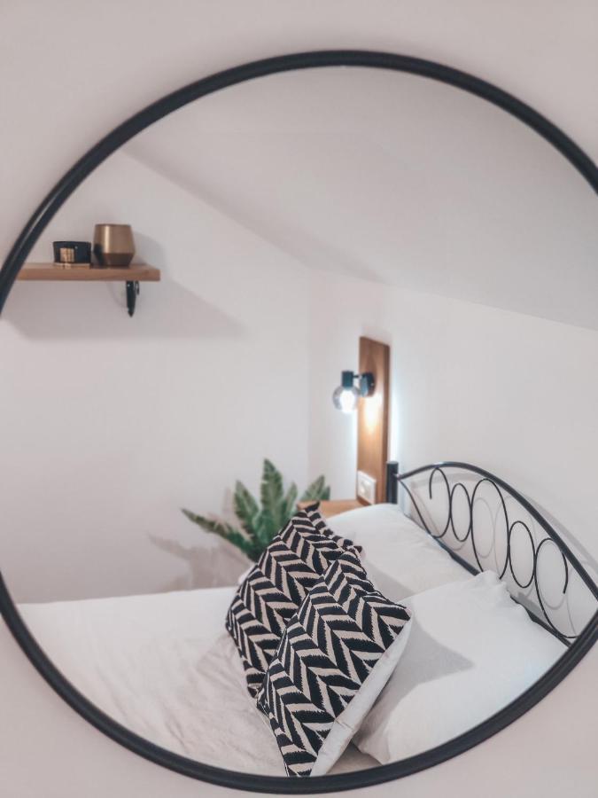 Villa-Apartments Bognar Velika Ngoại thất bức ảnh