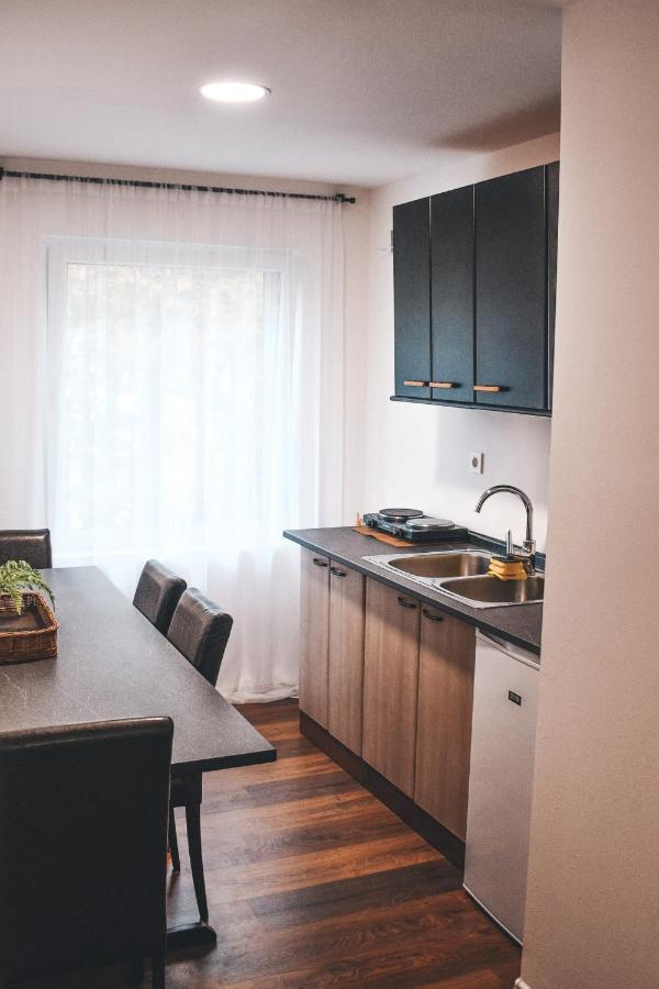 Villa-Apartments Bognar Velika Ngoại thất bức ảnh